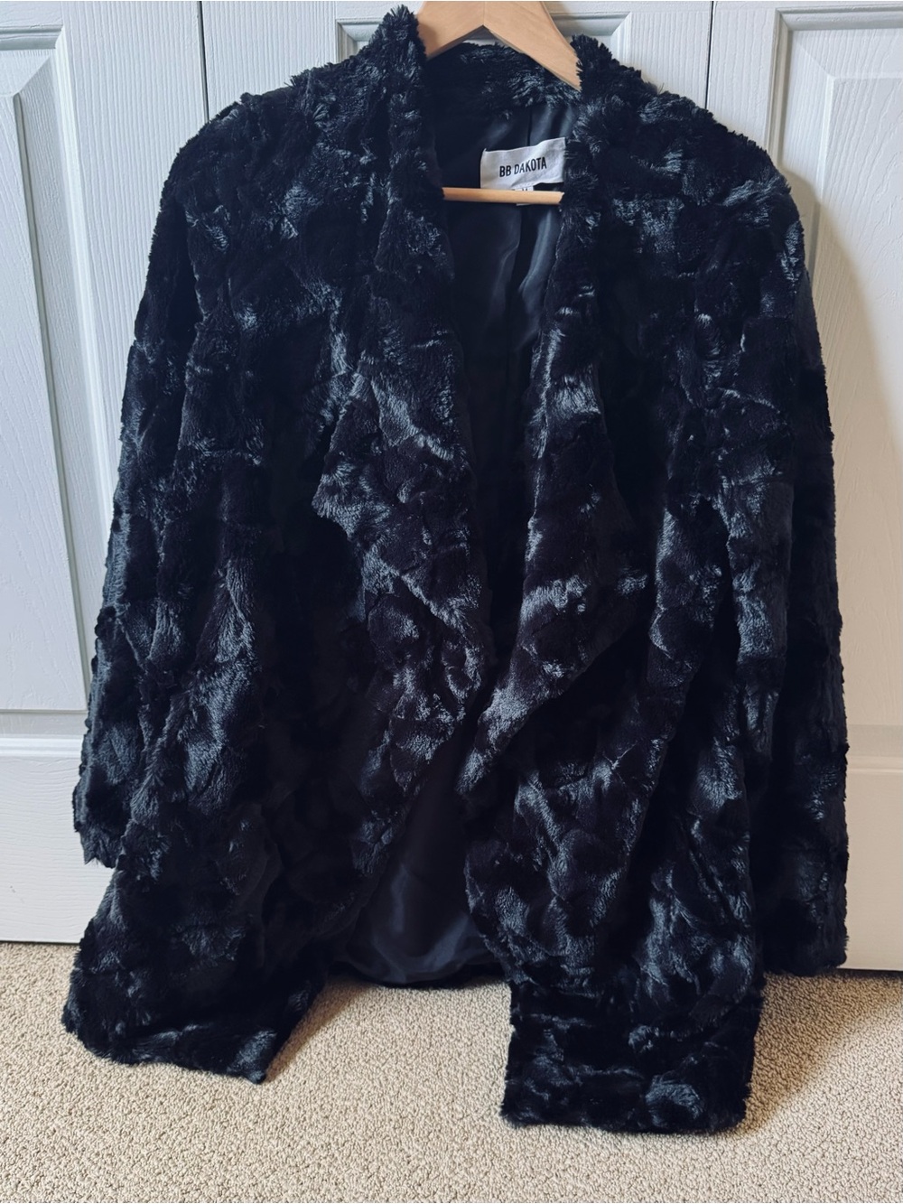 BB Dakota Black Faux Fur Coat - Women's Plush Jacket Medium